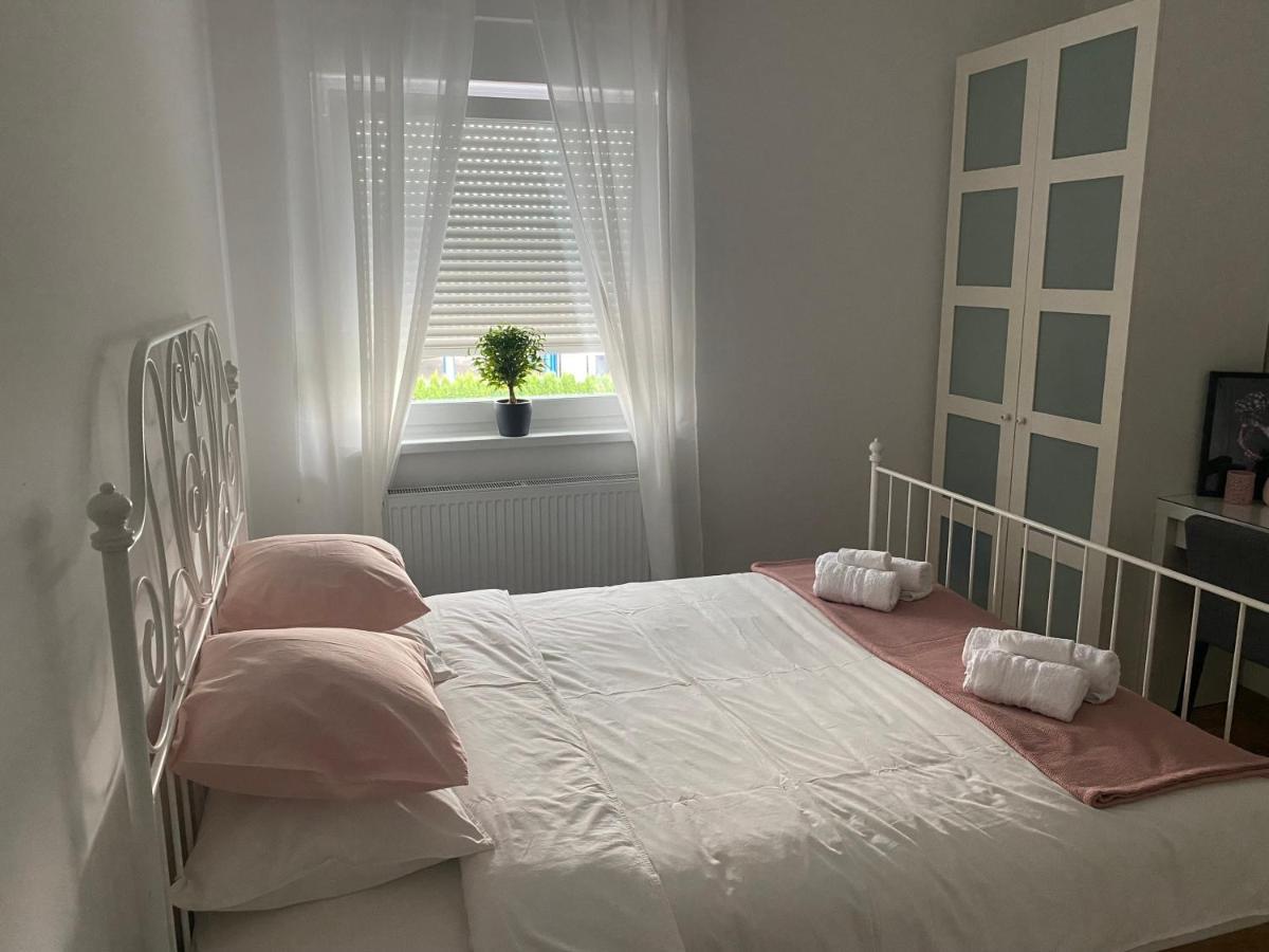 Penthouse West S Apartment Varazdin Bagian luar foto